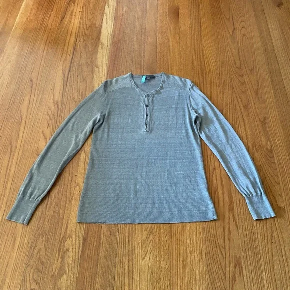 John Varvatos Linen Gray HenleyLightweight Knit Sweater